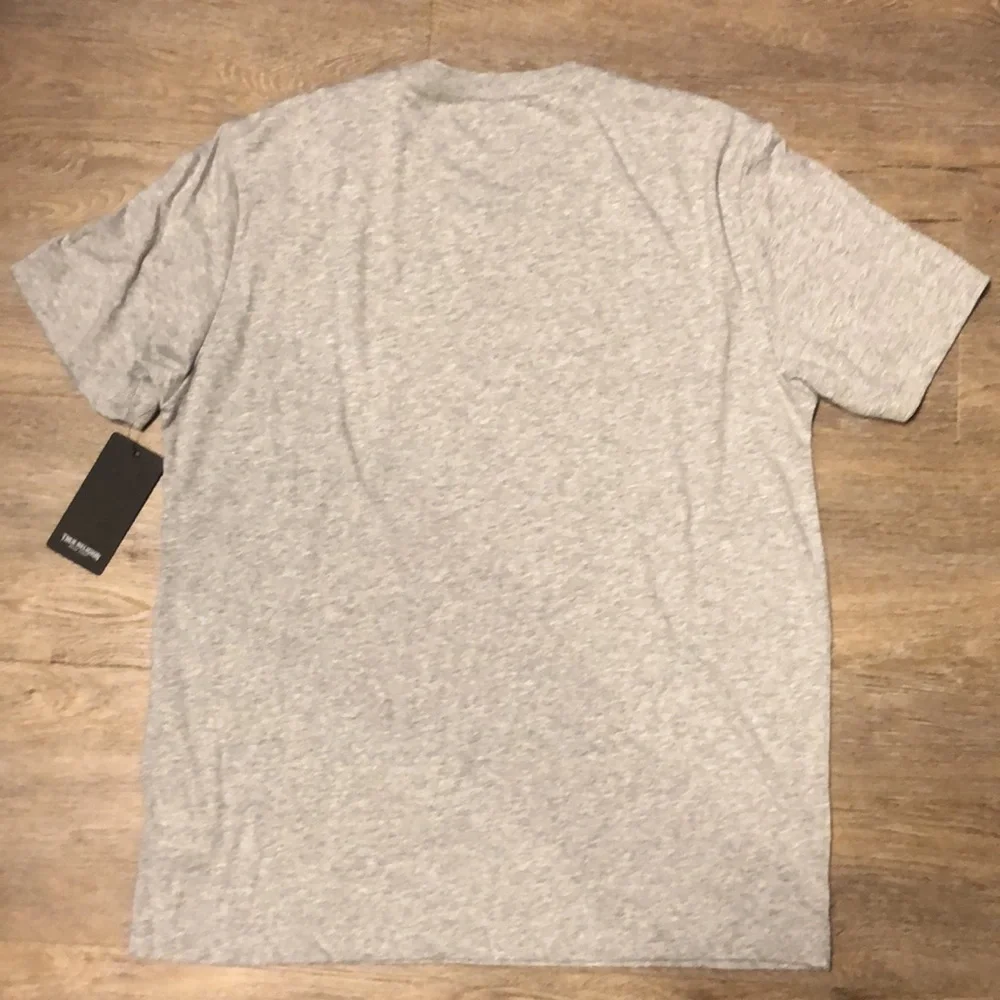 Brand🆕🔥🔥🔥 TRUE RELIGION short sleeve tee.